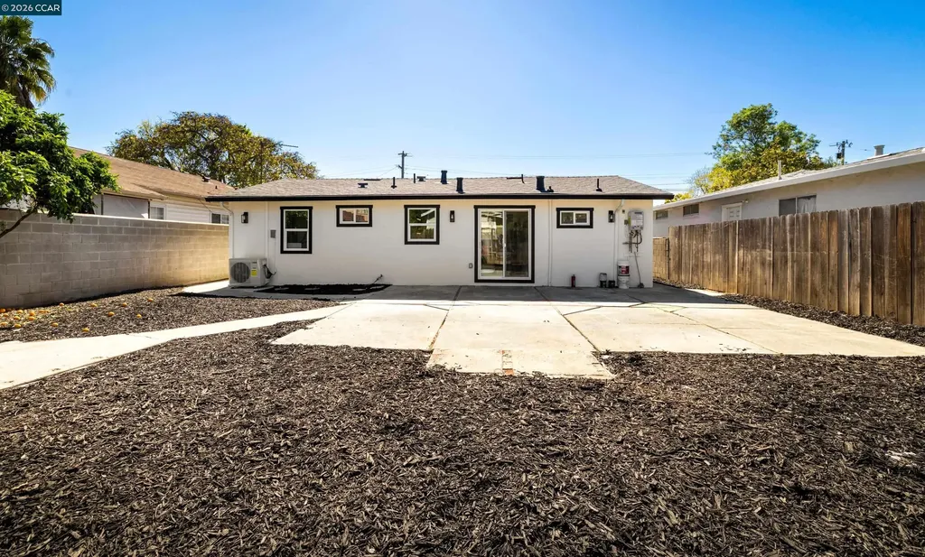 33652 4th Street Union City CA 94587
