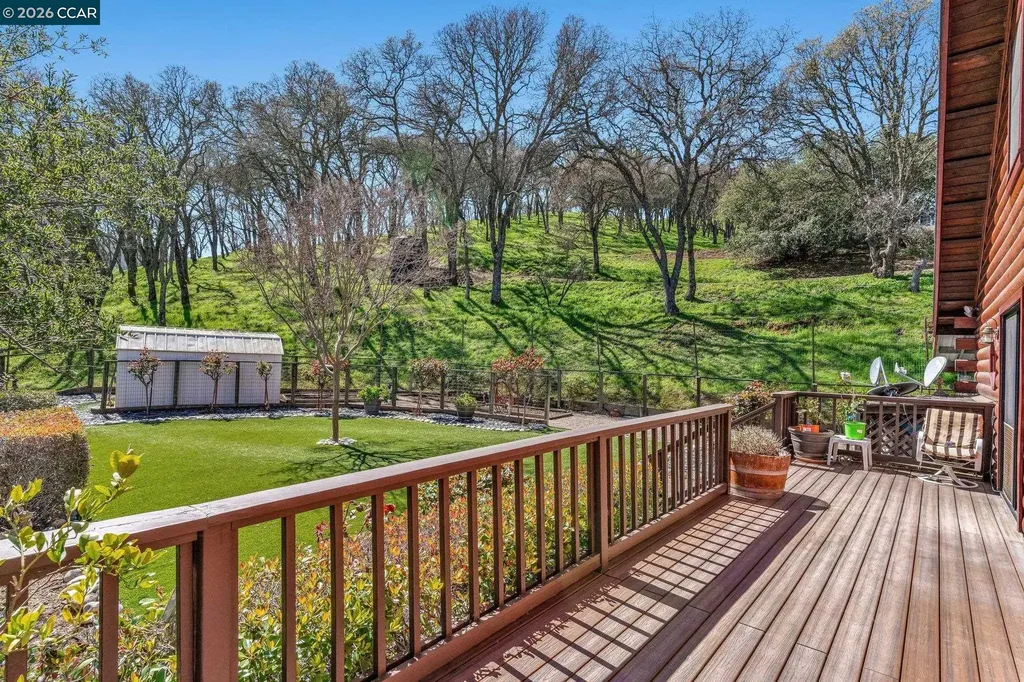 2000 Curry Canyon Road Clayton CA 94517