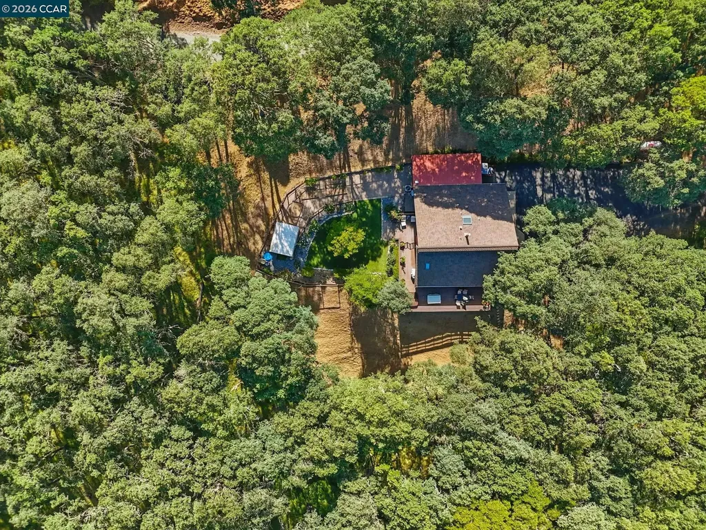 2000 Curry Canyon Road Clayton CA 94517