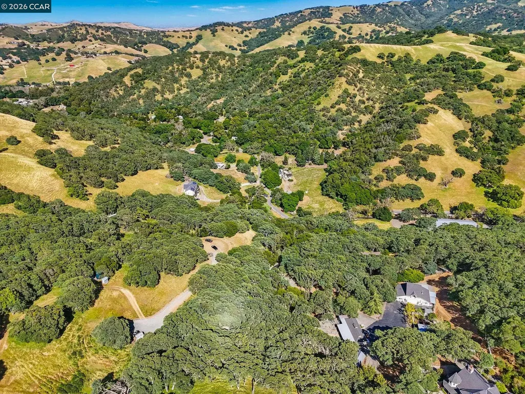 2000 Curry Canyon Road Clayton CA 94517