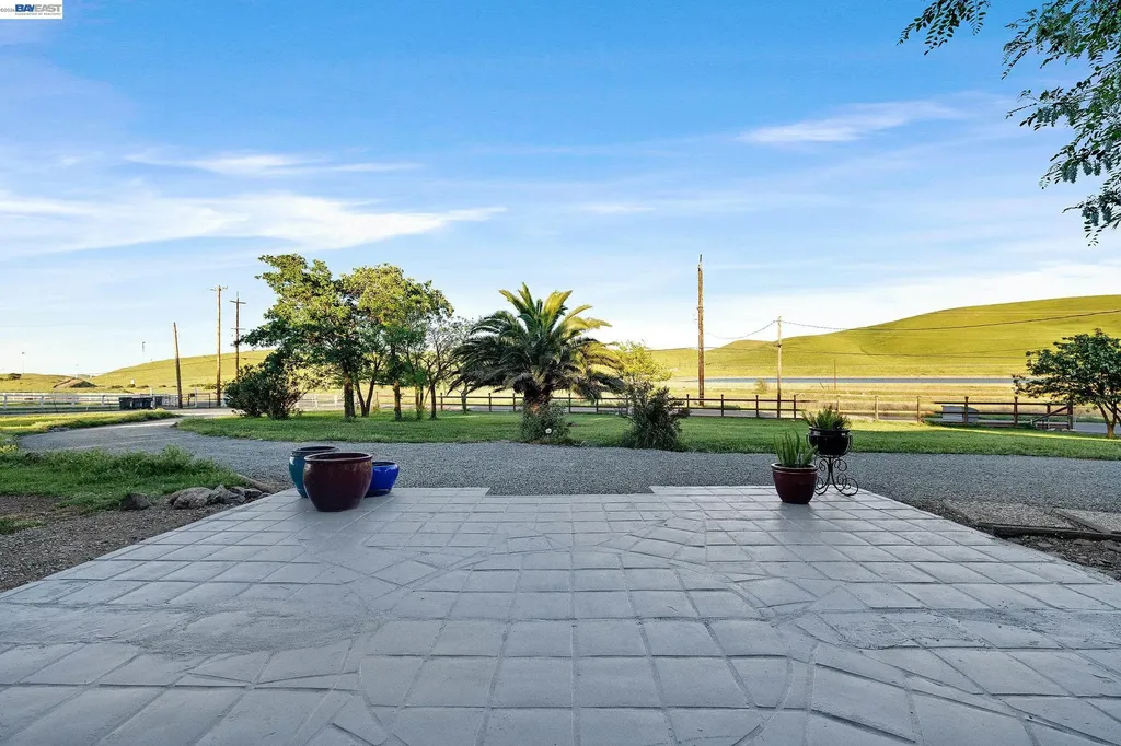 4002 Dyer Road Livermore CA 94551