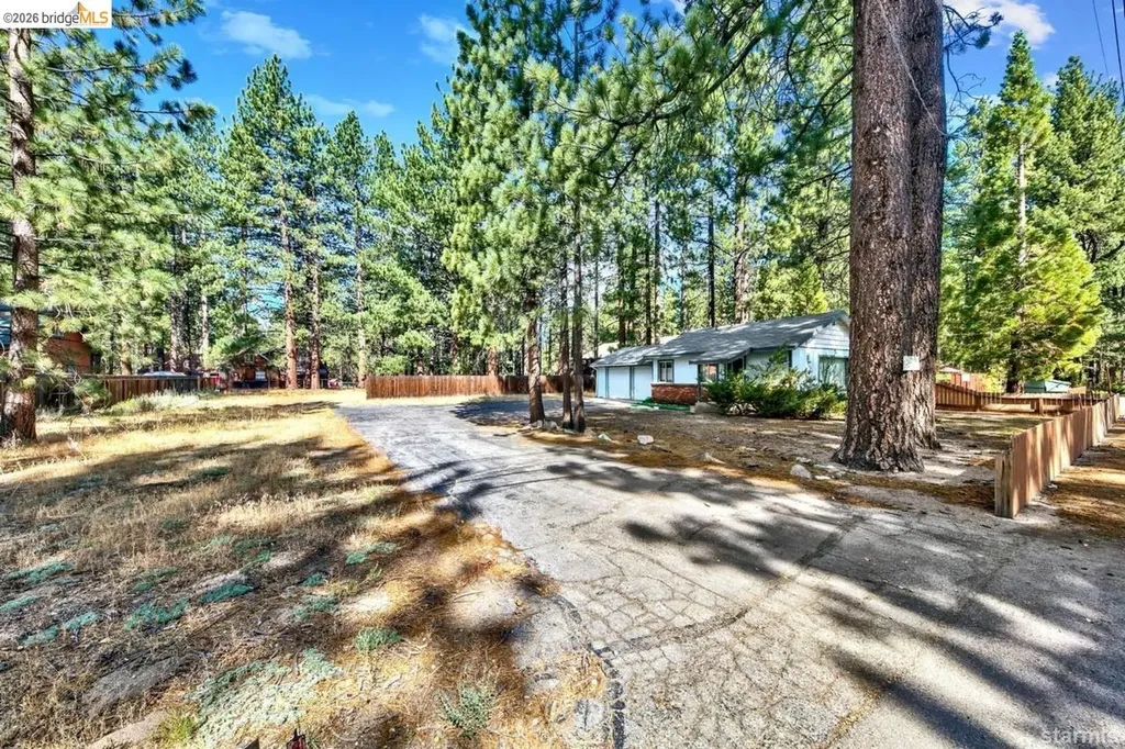 1098 4th Street South Lake Tahoe CA 96150