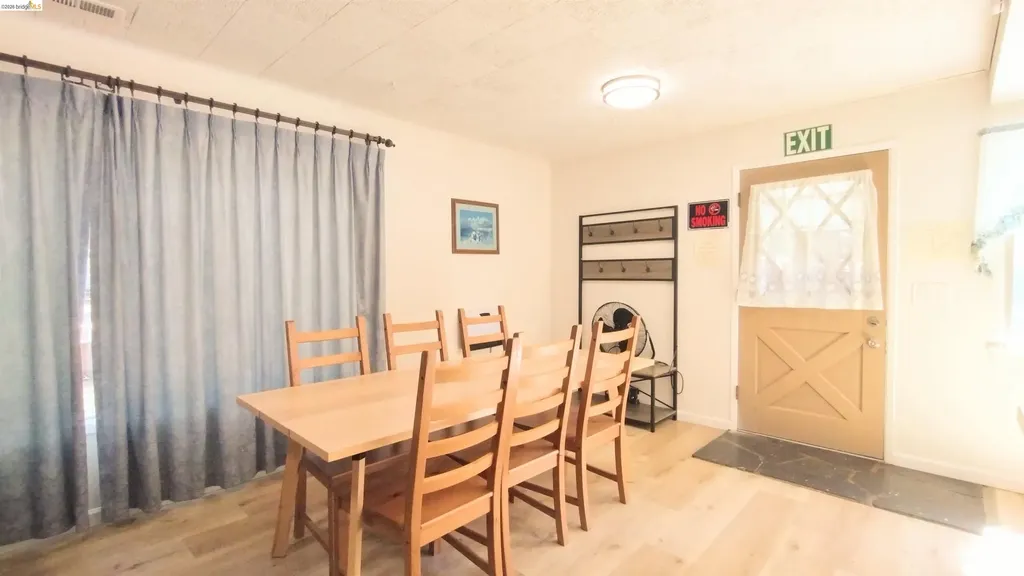 1098 4th Street South Lake Tahoe CA 96150