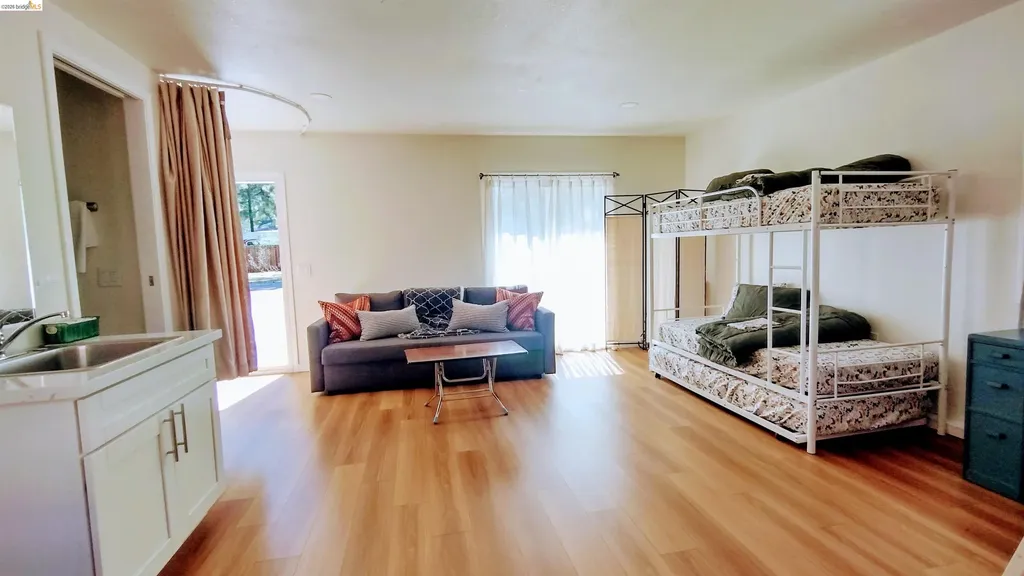 1098 4th Street South Lake Tahoe CA 96150