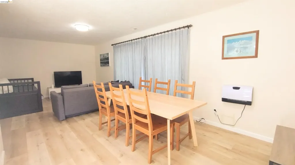 1098 4th Street South Lake Tahoe CA 96150
