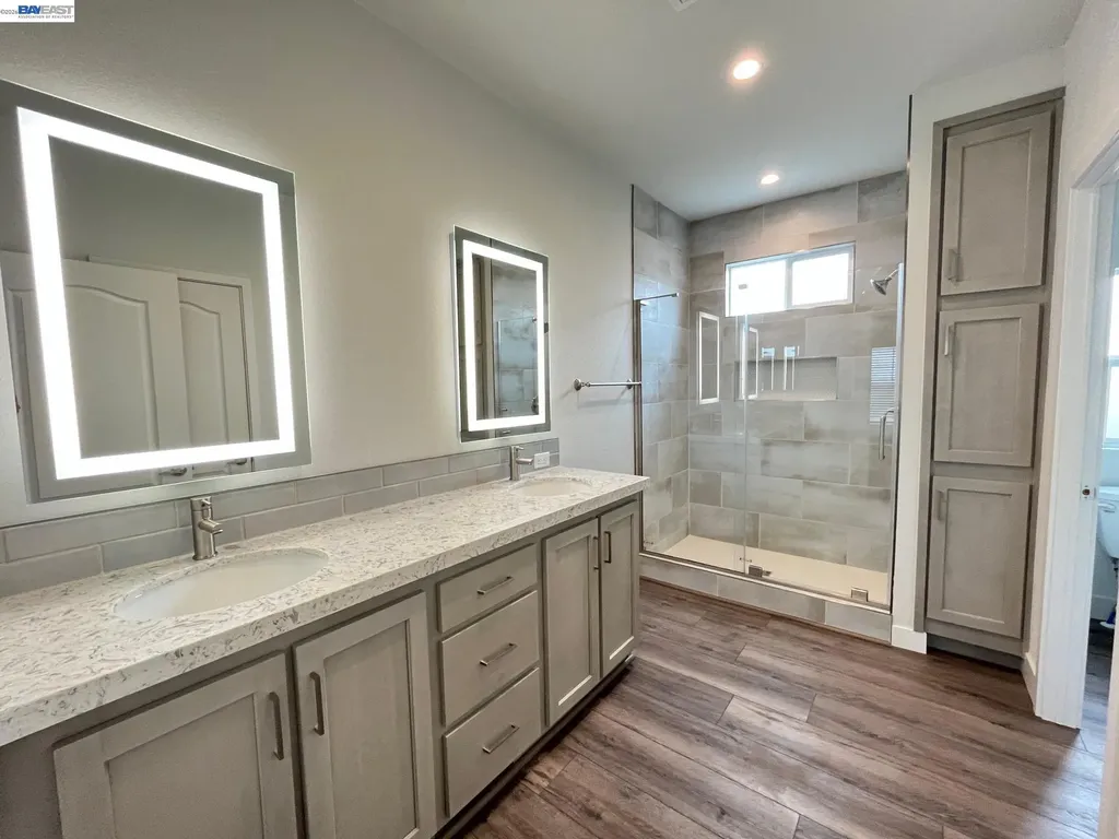 1422 Salamanca Avenue Hayward CA 94544