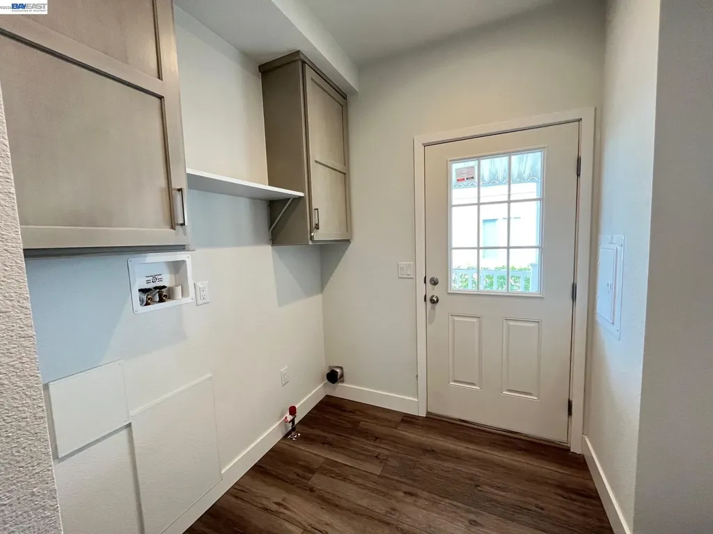 1422 Salamanca Avenue Hayward CA 94544