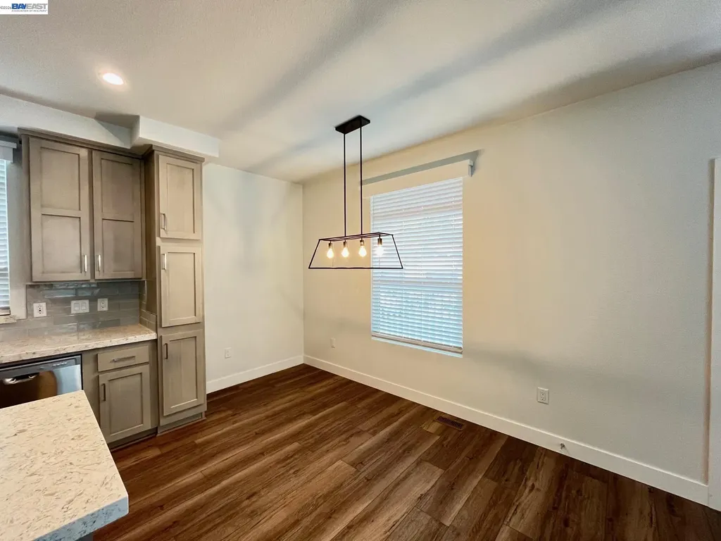 1422 Salamanca Avenue Hayward CA 94544