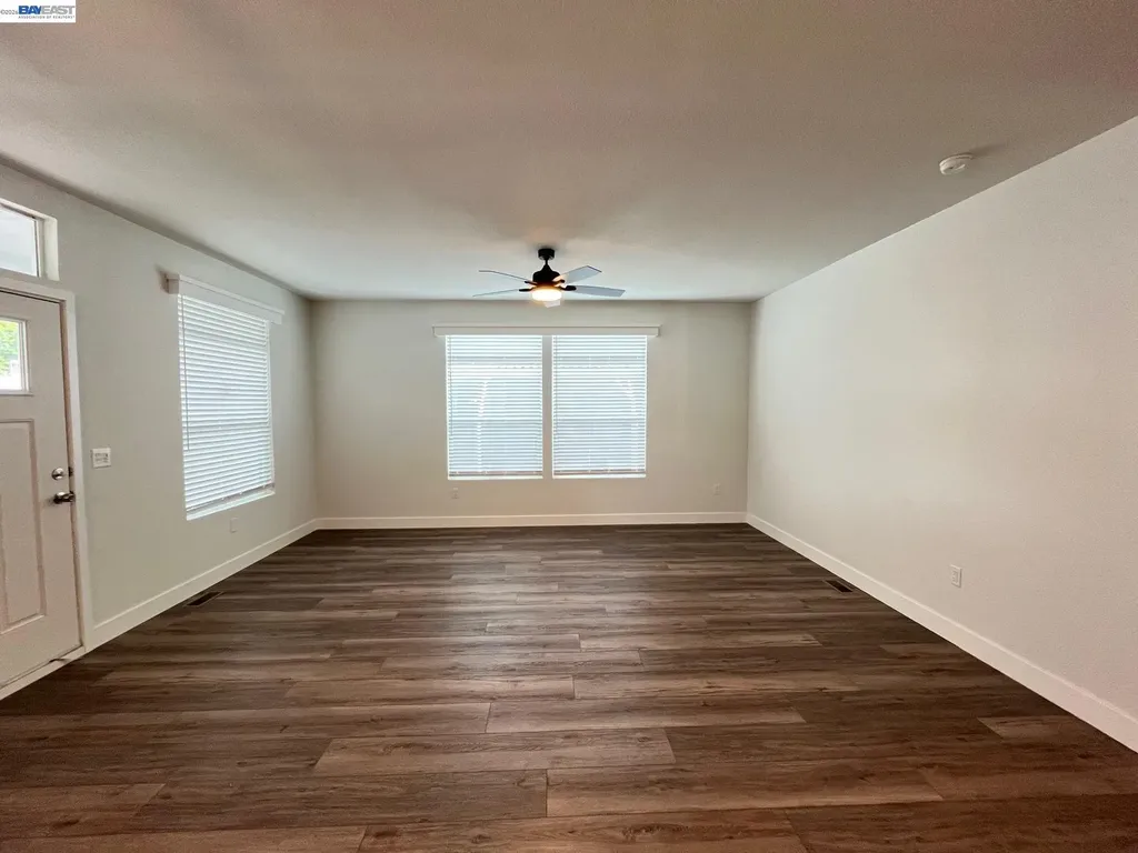 1422 Salamanca Avenue Hayward CA 94544