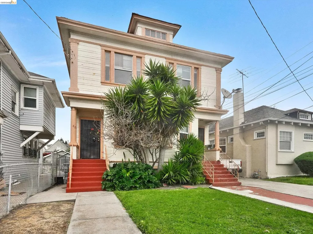 820 52nd Street Oakland CA 94608