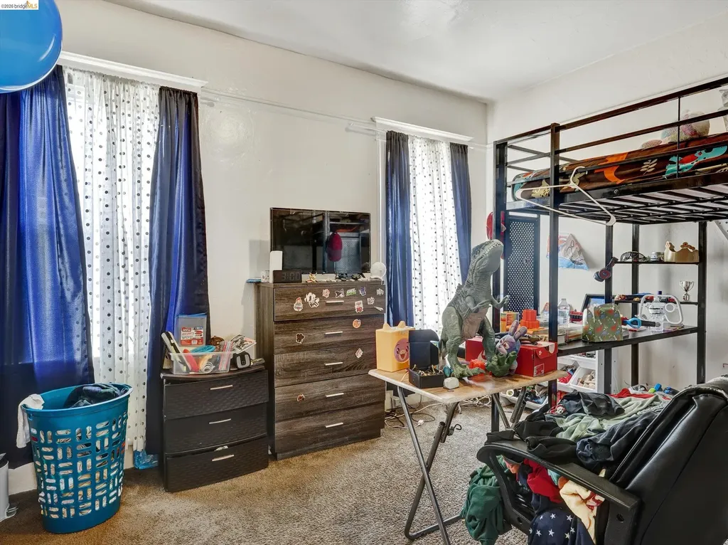 820 52nd Street Oakland CA 94608