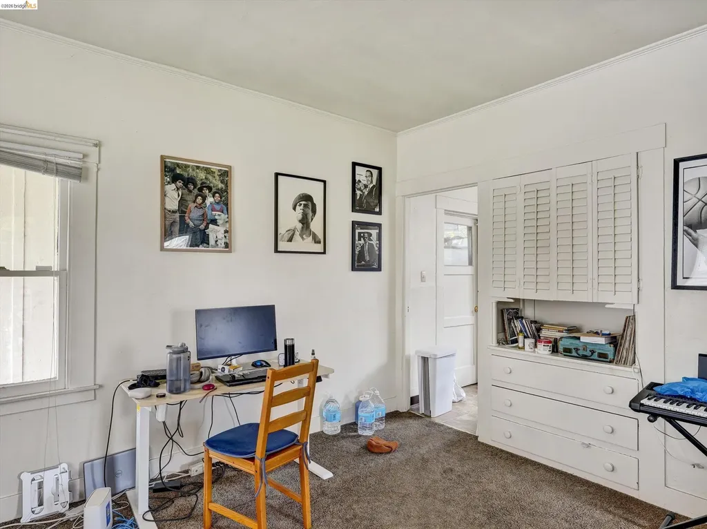 820 52nd Street Oakland CA 94608