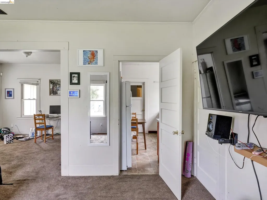 820 52nd Street Oakland CA 94608