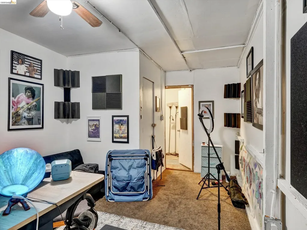 820 52nd Street Oakland CA 94608