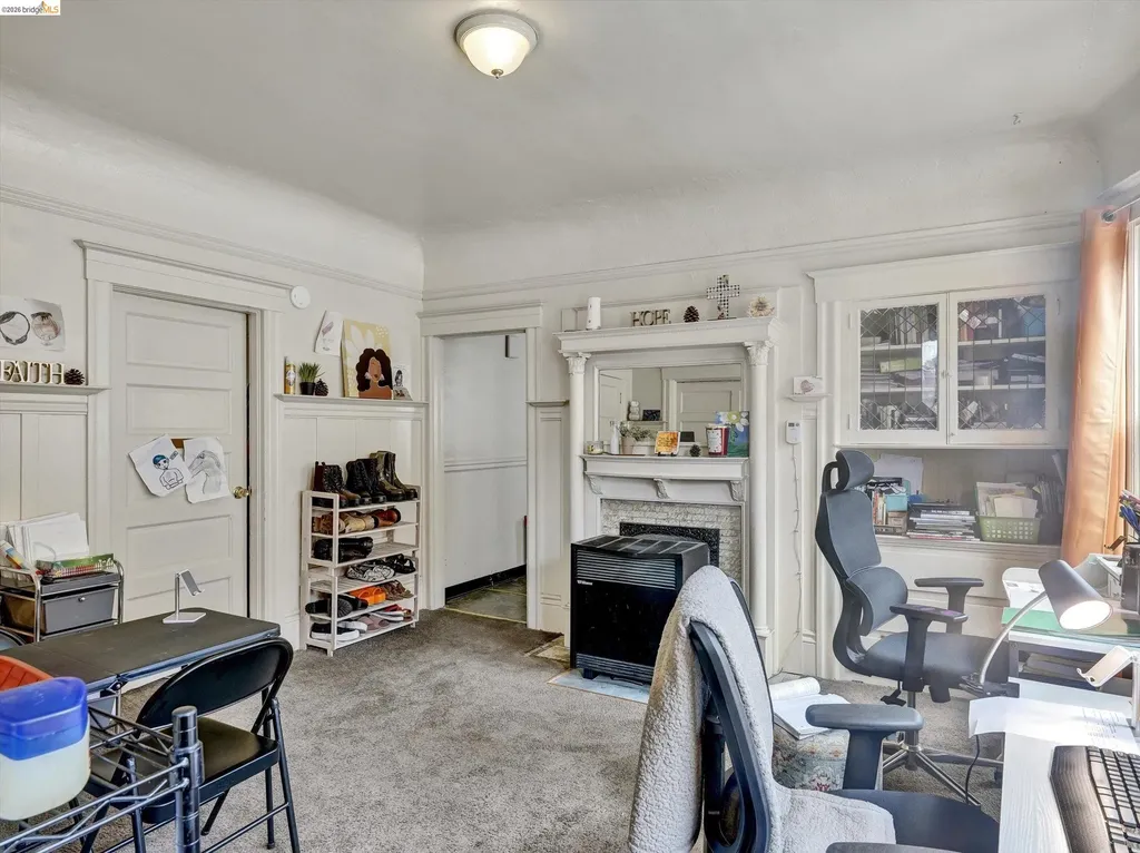 820 52nd Street Oakland CA 94608