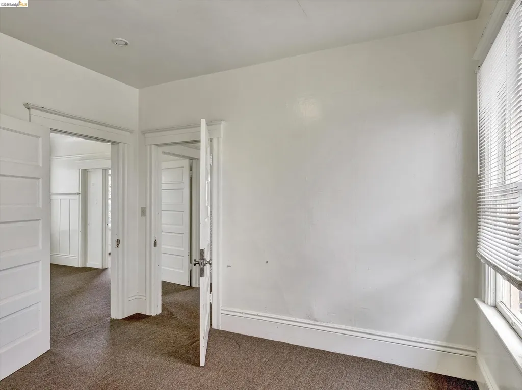 820 52nd Street Oakland CA 94608