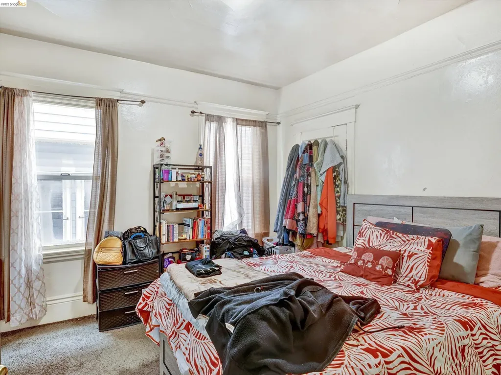 820 52nd Street Oakland CA 94608