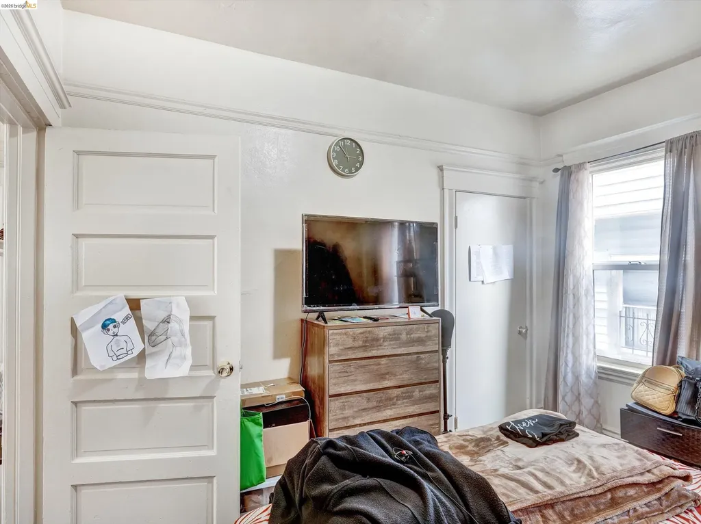 820 52nd Street Oakland CA 94608