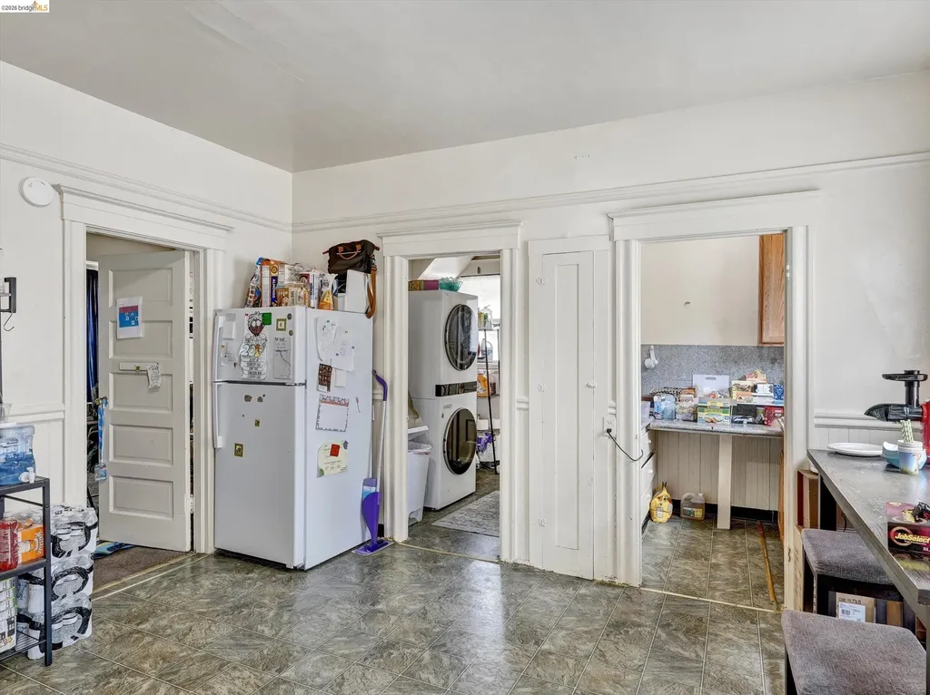 820 52nd Street Oakland CA 94608