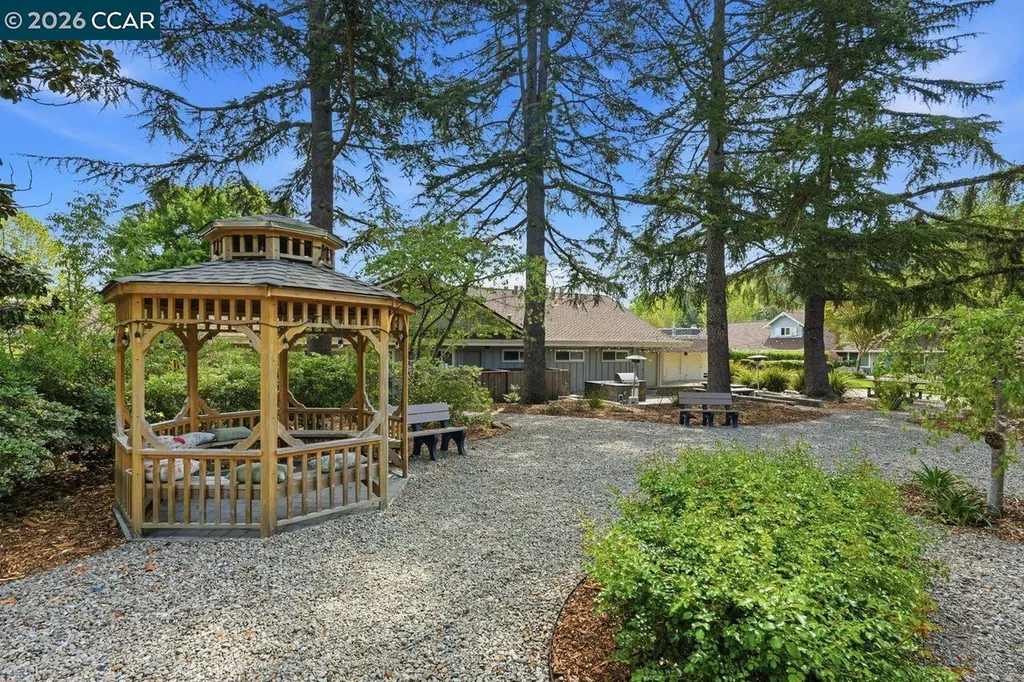 204 Miramonte Drive Moraga CA 94556