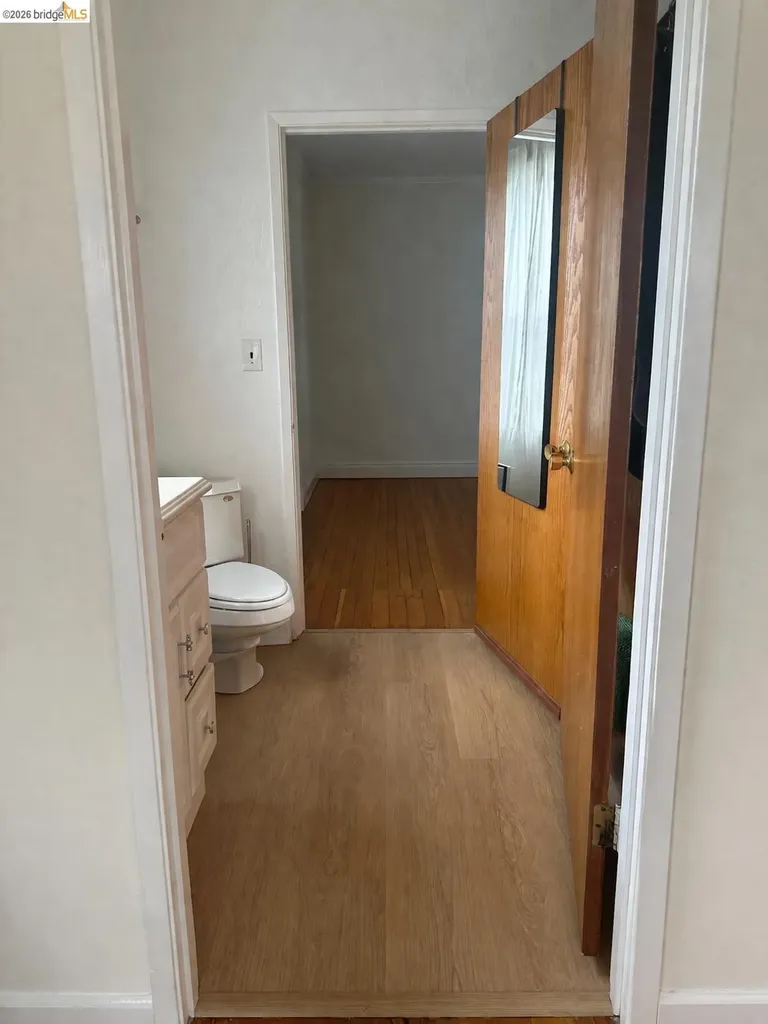 876-880 52nd Street Oakland CA 94608