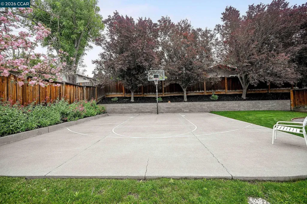 11 Ambleside Court Danville CA 94526