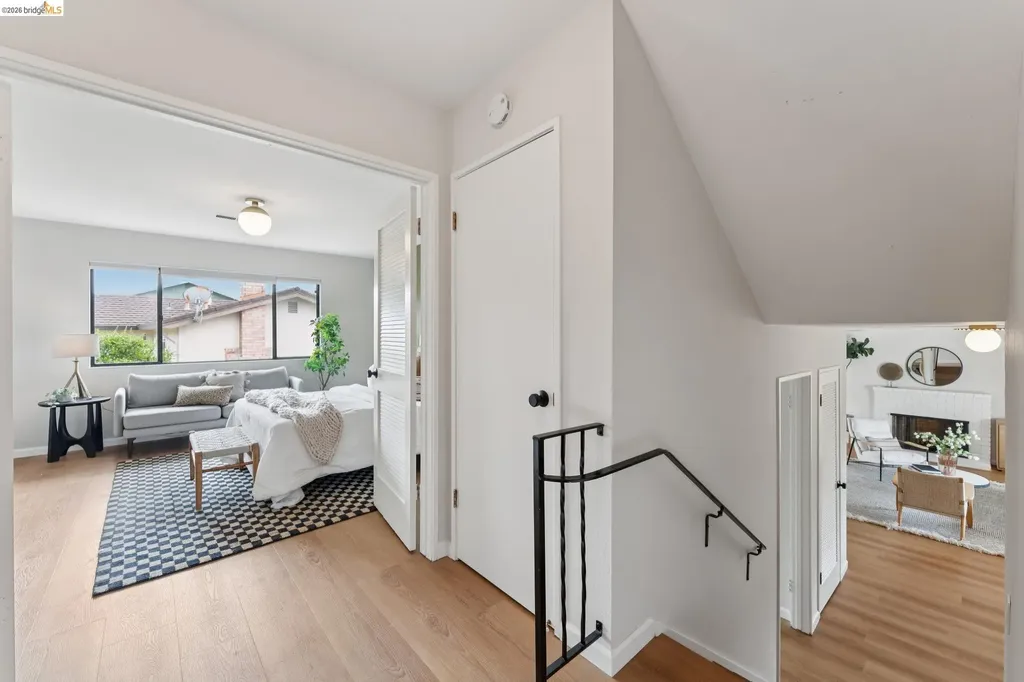 5200 Pinecrest Drive Oakland CA 94605