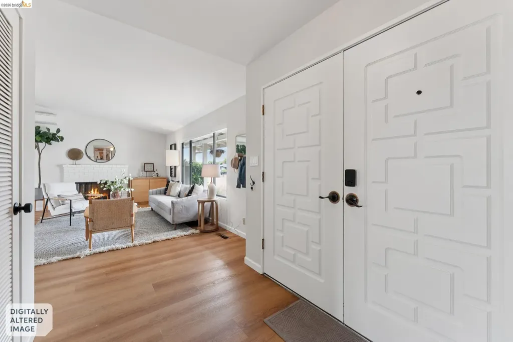 5200 Pinecrest Drive Oakland CA 94605