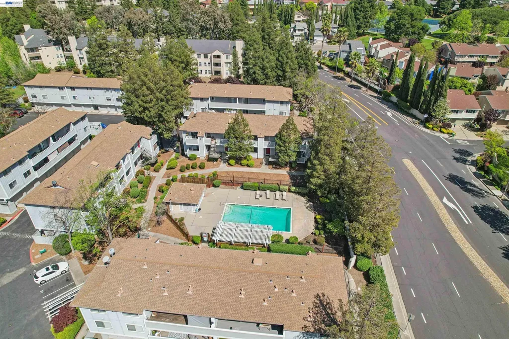 620 River Oak Way Hayward CA 94544