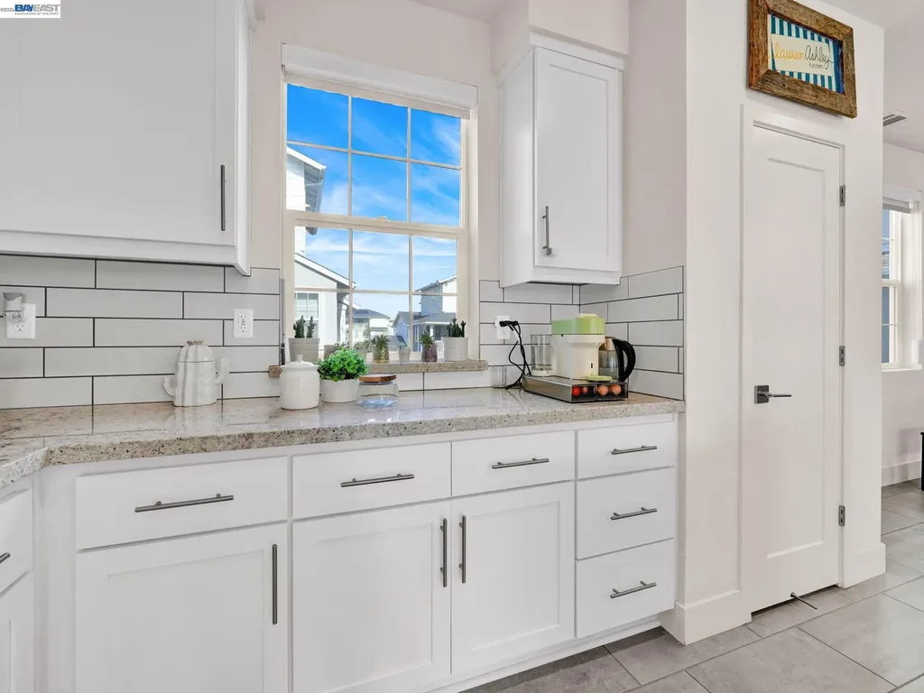 37457 Salt Grass Road Newark CA 94560