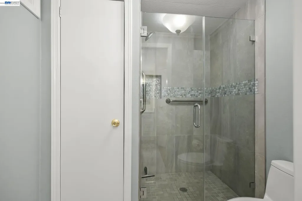 3231 Vineyard Ave., #94 Pleasanton CA 94566