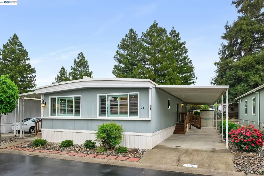3231 Vineyard Ave., #94 Pleasanton CA 94566