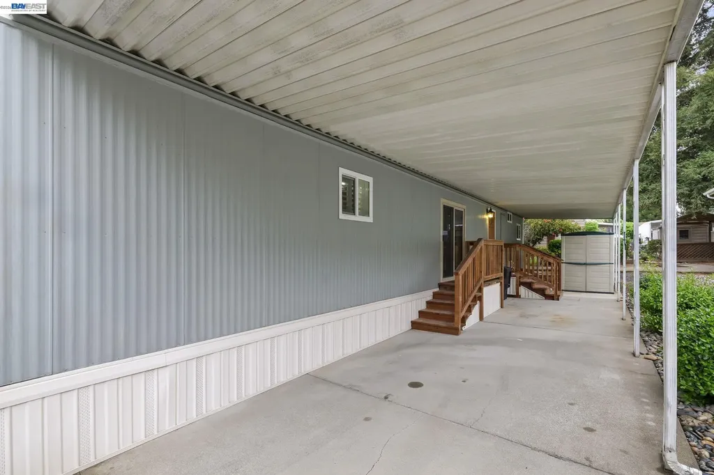 3231 Vineyard Ave., #94 Pleasanton CA 94566