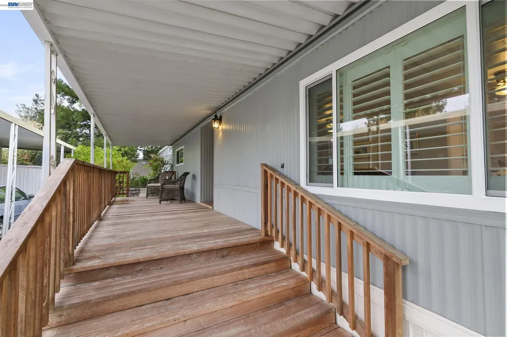 3231 Vineyard Ave., #94 Pleasanton CA 94566