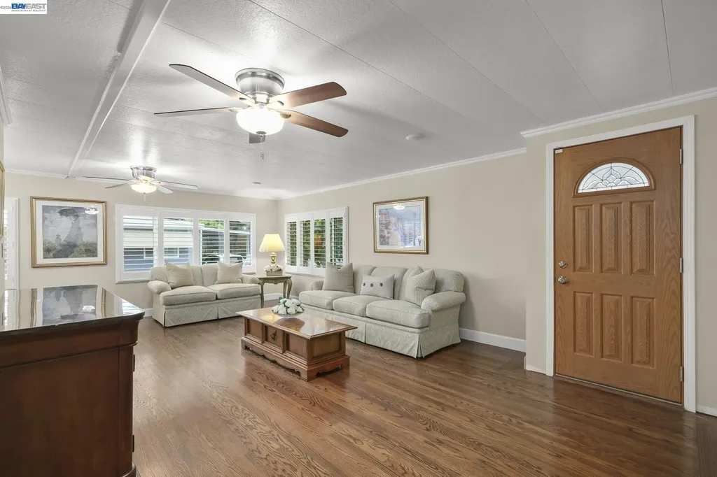 3231 Vineyard Ave., #94 Pleasanton CA 94566