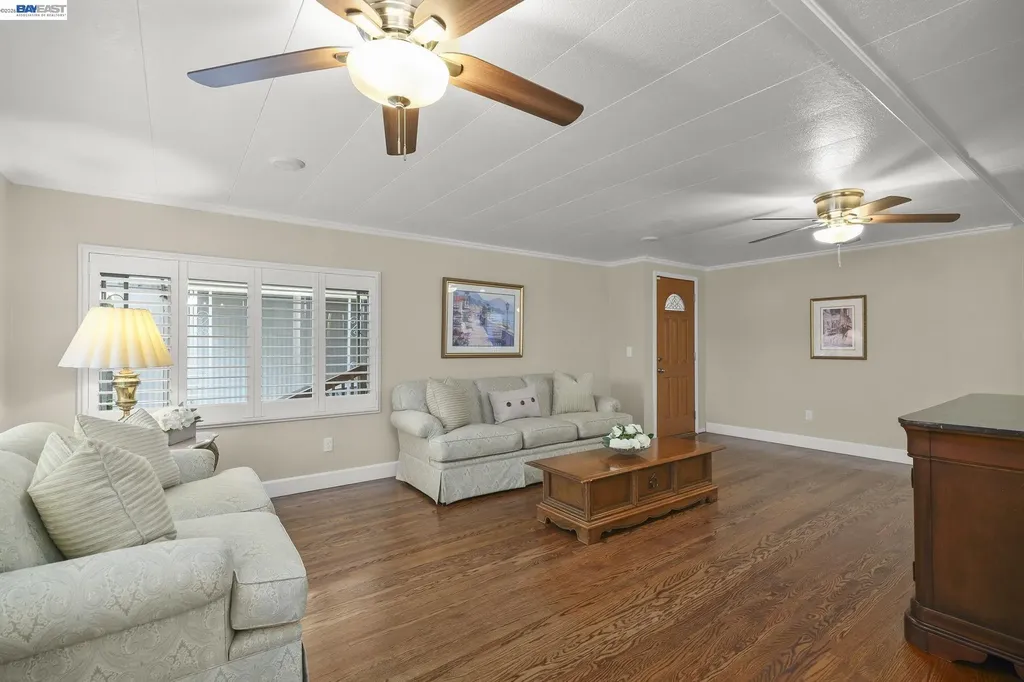 3231 Vineyard Ave., #94 Pleasanton CA 94566