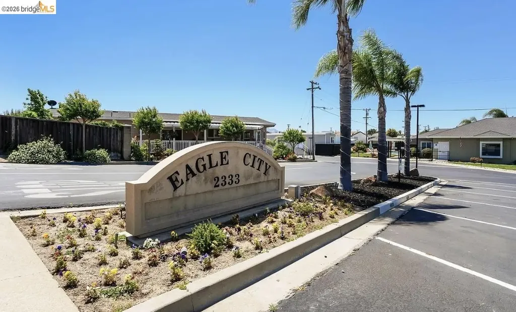 64 Oneida Oakley CA 94581