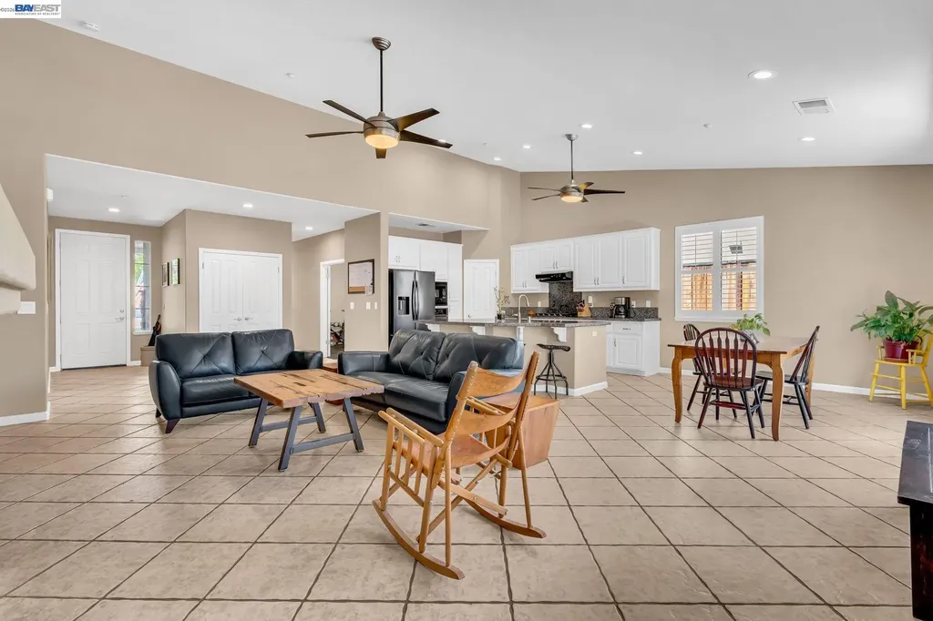 692 Canmore Court Brentwood CA 94513