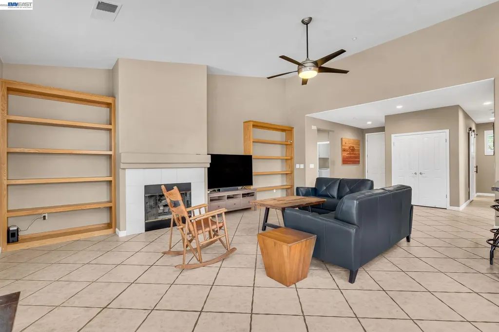 692 Canmore Court Brentwood CA 94513