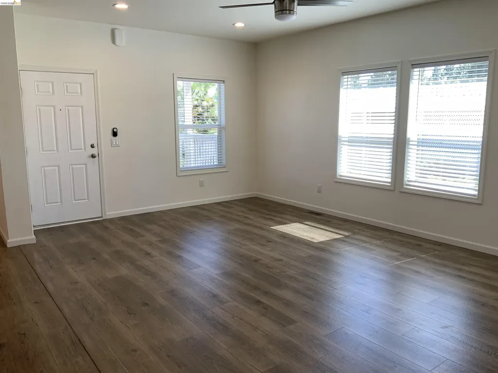 214 Maui Drive Pittsburg CA 94565