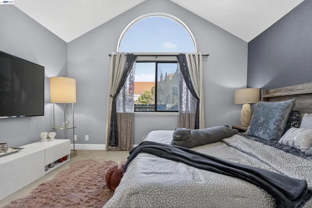 903 Appian Knoll Court El Sobrante CA 94803