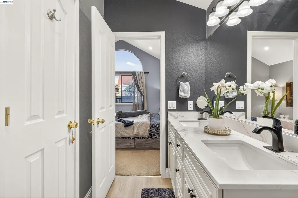 903 Appian Knoll Court El Sobrante CA 94803