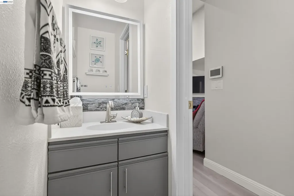 903 Appian Knoll Court El Sobrante CA 94803