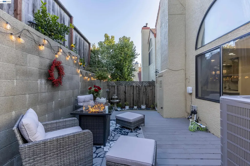 903 Appian Knoll Court El Sobrante CA 94803