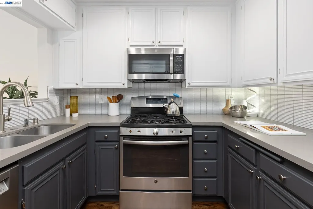 312 Tideway Drive Alameda CA 94501