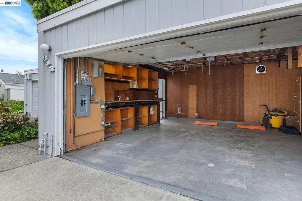 312 Tideway Drive Alameda CA 94501