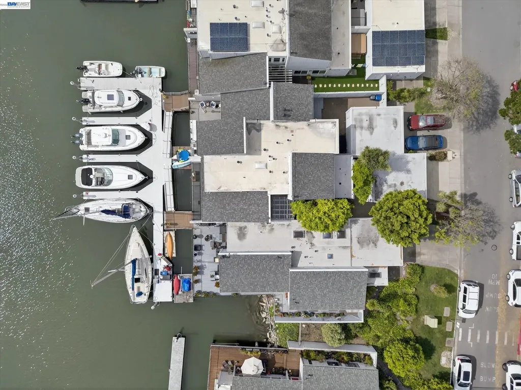312 Tideway Drive Alameda CA 94501