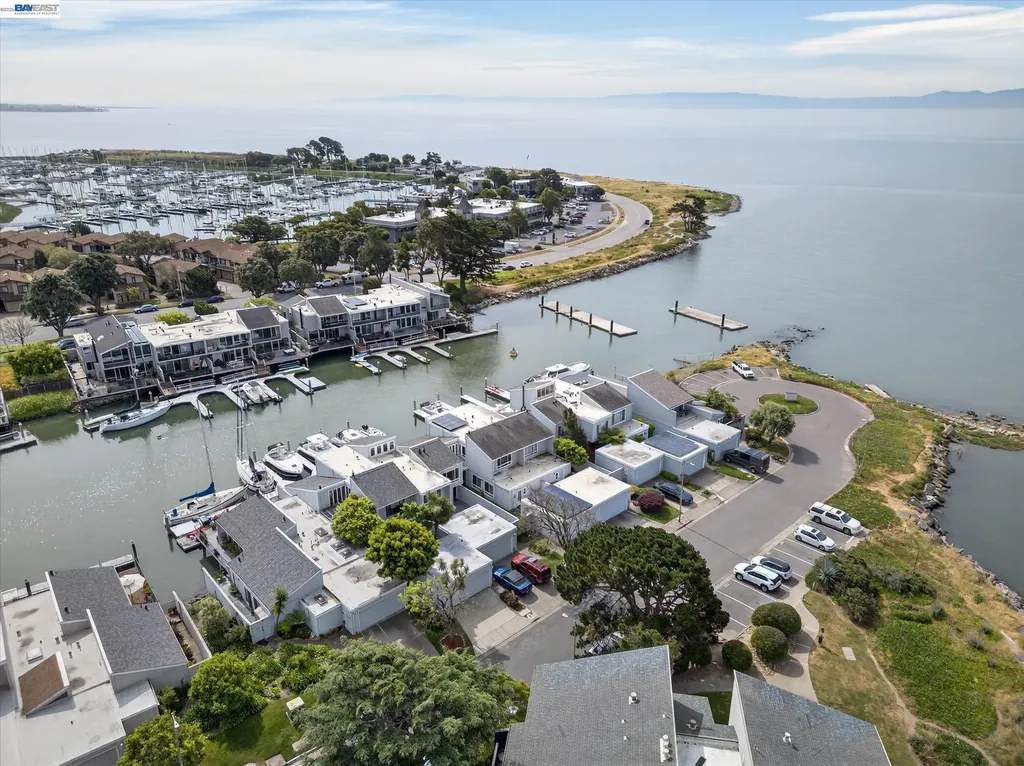 312 Tideway Drive Alameda CA 94501