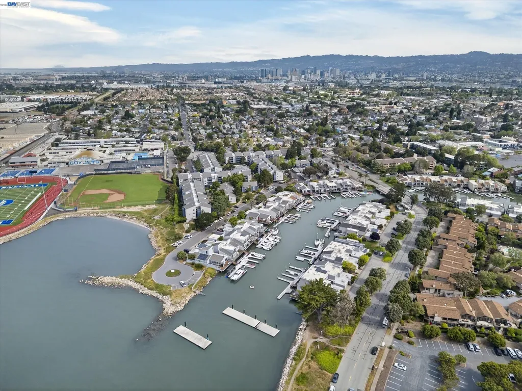 312 Tideway Drive Alameda CA 94501