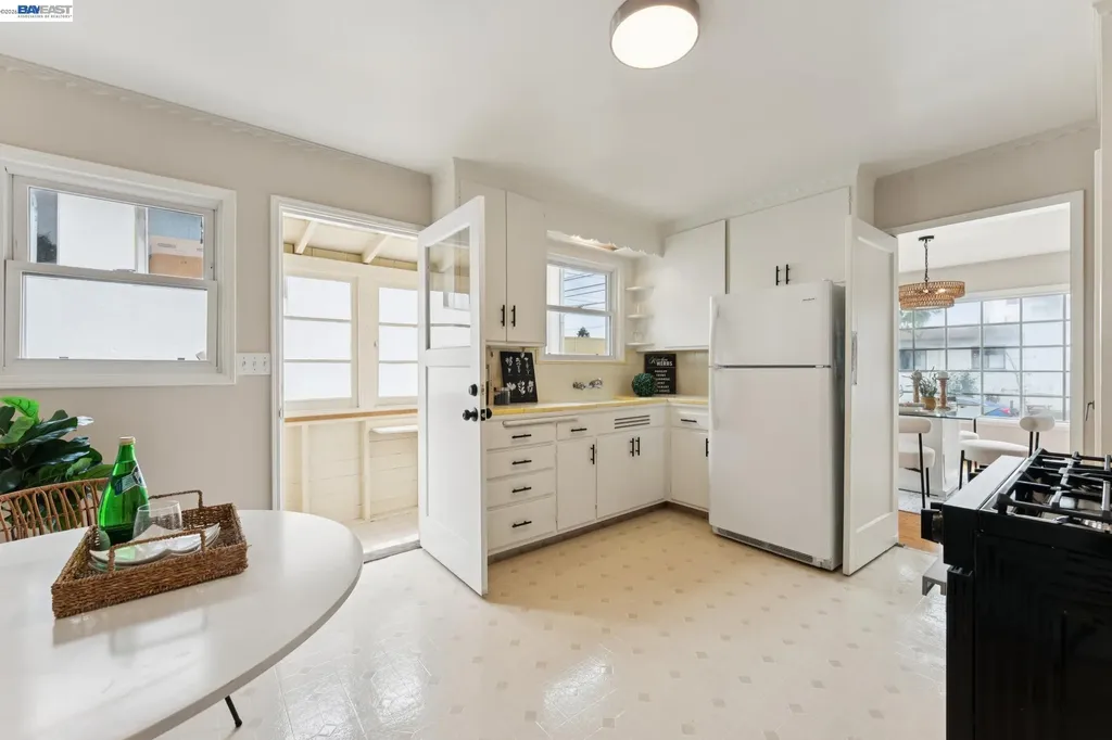 473 Pacific Avenue Alameda CA 94501